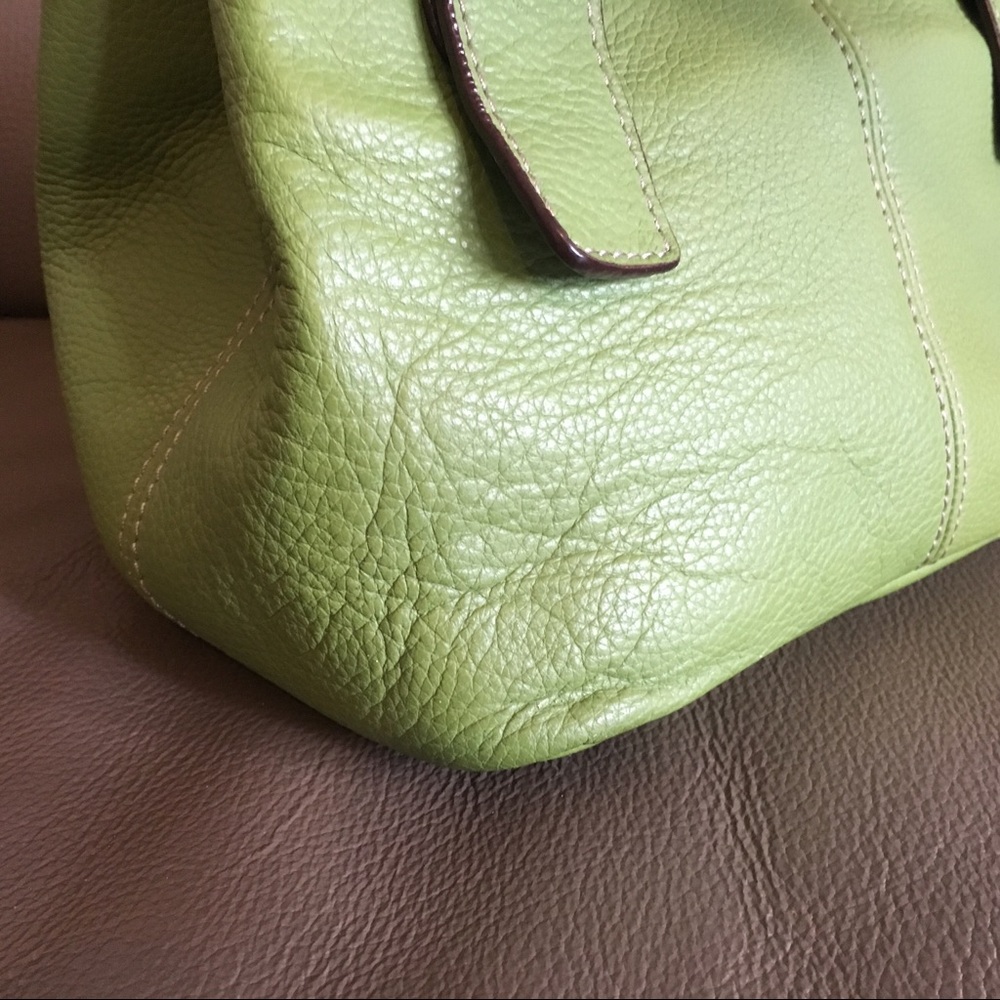 Tignanello Green Leather Bucket Bag - Picture 8 of 8